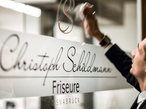 Schaufensterbeklebung „Christoph Schildmann Friseure“