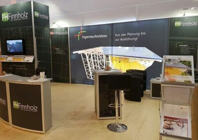 Messestand „FH Finnholz“