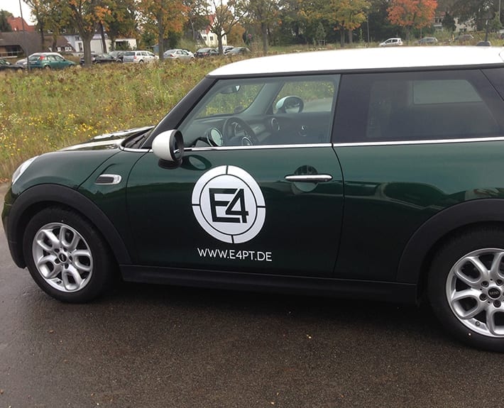 Fahrzeugbeschriftung E4 Mini