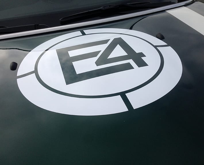 Fahrzeugbeschriftung E4 Mini