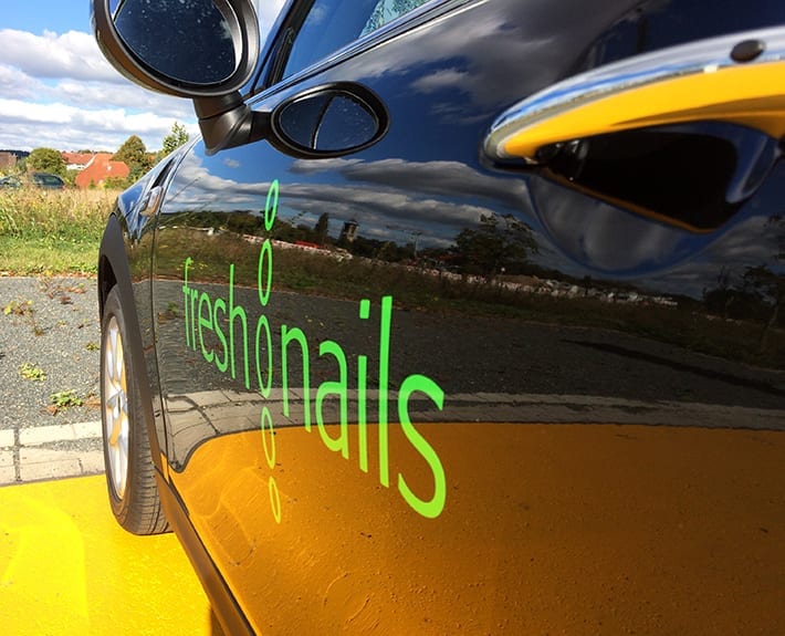 Fahrzeugbeschriftung Freshnails Osnabrück Mini