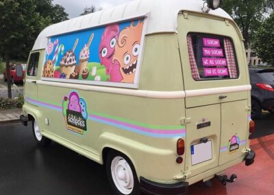 Fahrzeugbeschriftung „Schlecks“